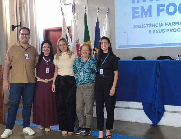Profissionais de saúde participam de treinamento para fortalecer assistência farmacêutica