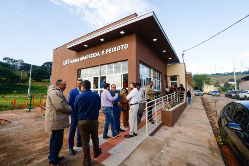 Governo de Minas entrega obras de nova UBS em Baependi